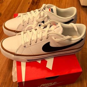 Nike Court legacy sneakers